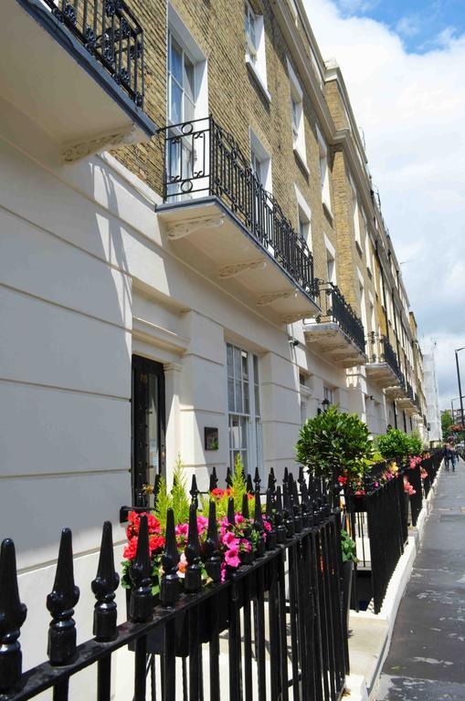Bed & Breakfast Astors Belgravia Londra